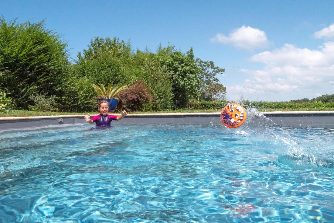 Mini Foam Disk for Throwing or Skipping on Water